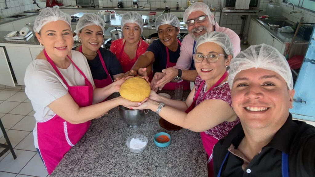 FAC leva economia e qualidade para cursos de cozinha.
