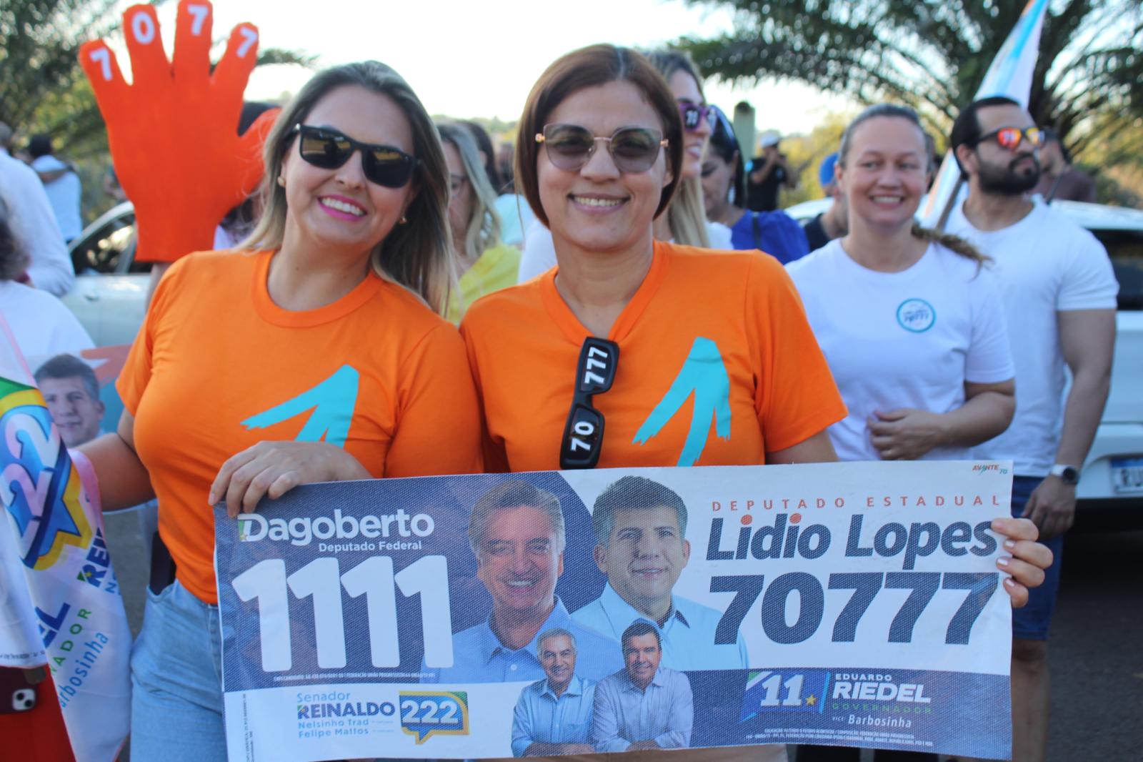 Lídio Lopes reúne apoiadores em adesivaço nos altos da Afonso Pena neste domingo”.