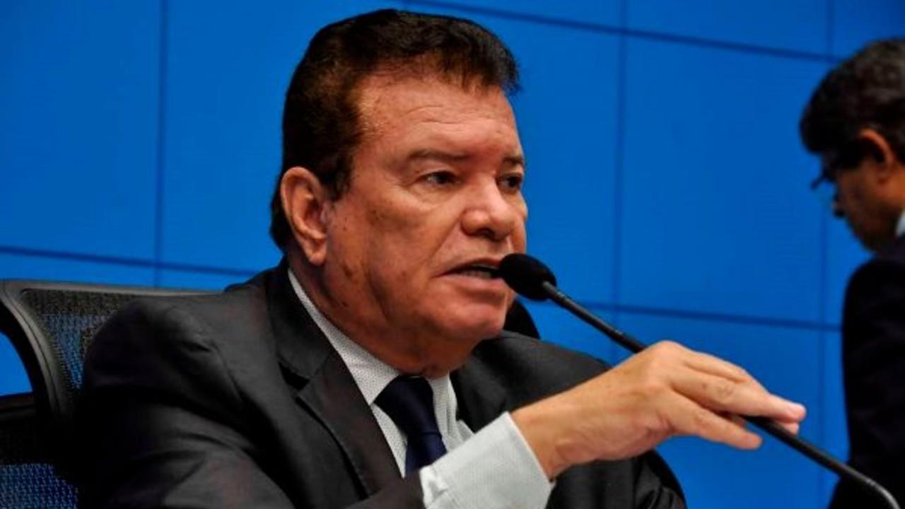 Após quase oito anos fora da política, Picarelli retorna e busca espaço em Brasília.