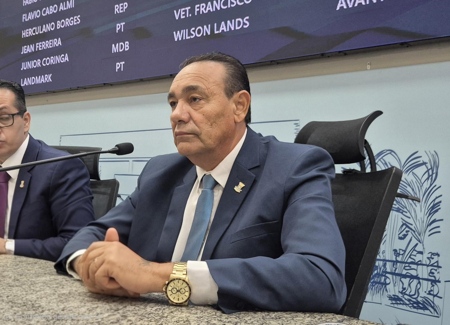 Carlão defende audiências públicas antes de mudanças no trânsito e cobra reforço na sinalização em Campo Grande.