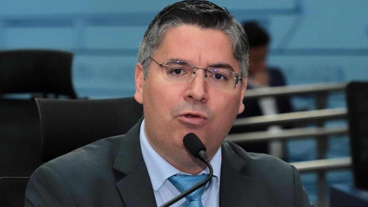 Dr. Victor Rocha abre o segundo semestre legislativo defendendo fiscalização responsável e reconhecimento aos avanços de Campo Grande.