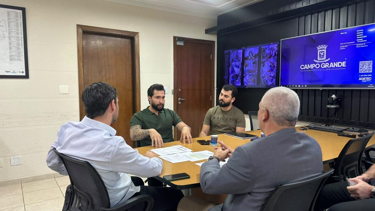 Fábio Rocha reforça diálogo com a SESAU em busca de melhorias para a saúde.
