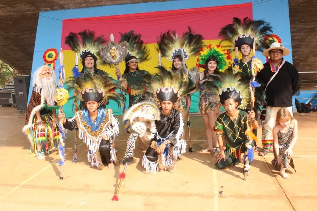 Festa da Bolívia celebra cultura e tradição em Campo Grande.