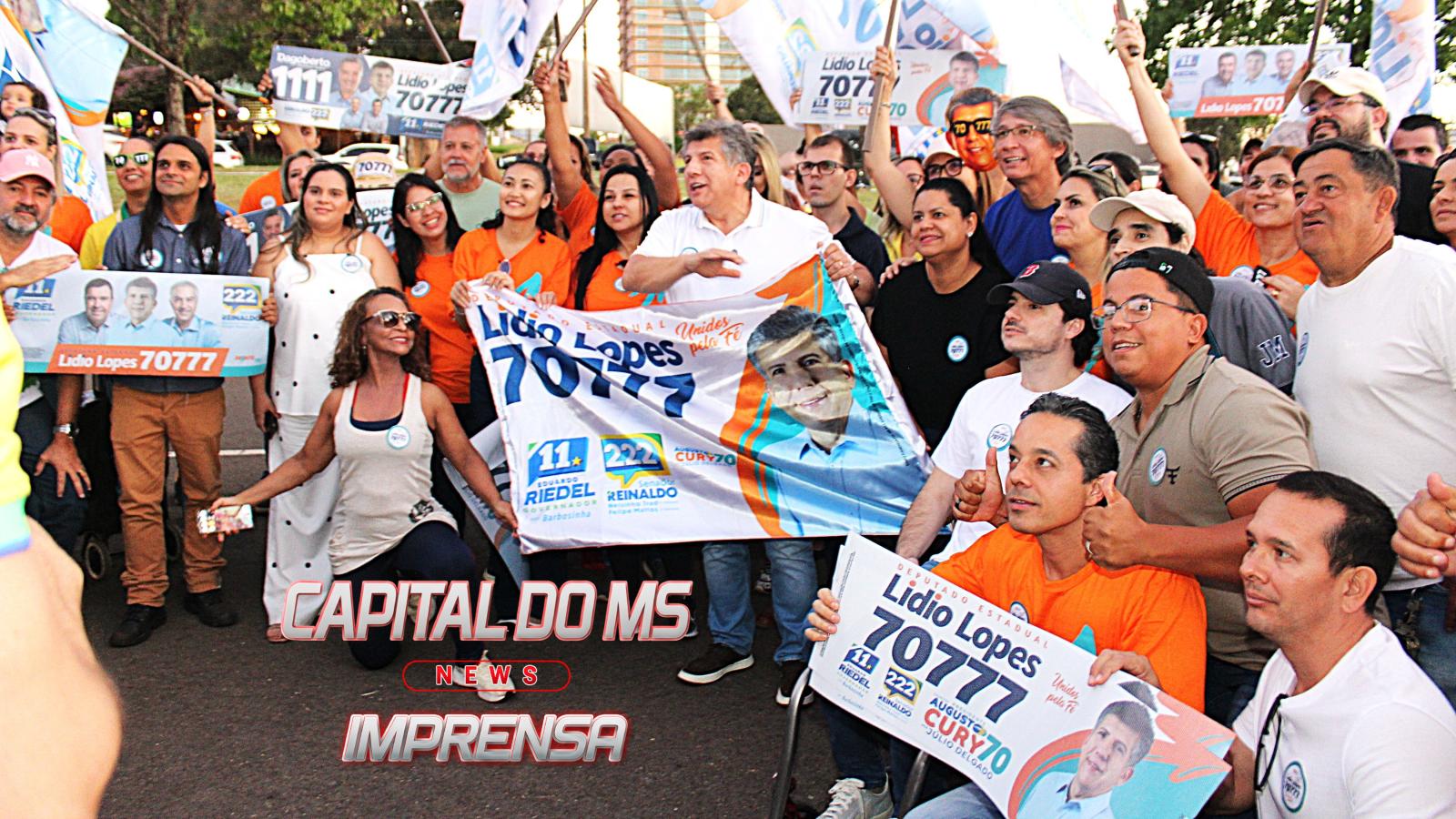 Lídio Lopes reúne apoiadores em adesivaço nos altos da Av  Afonso Pena neste domingo”.