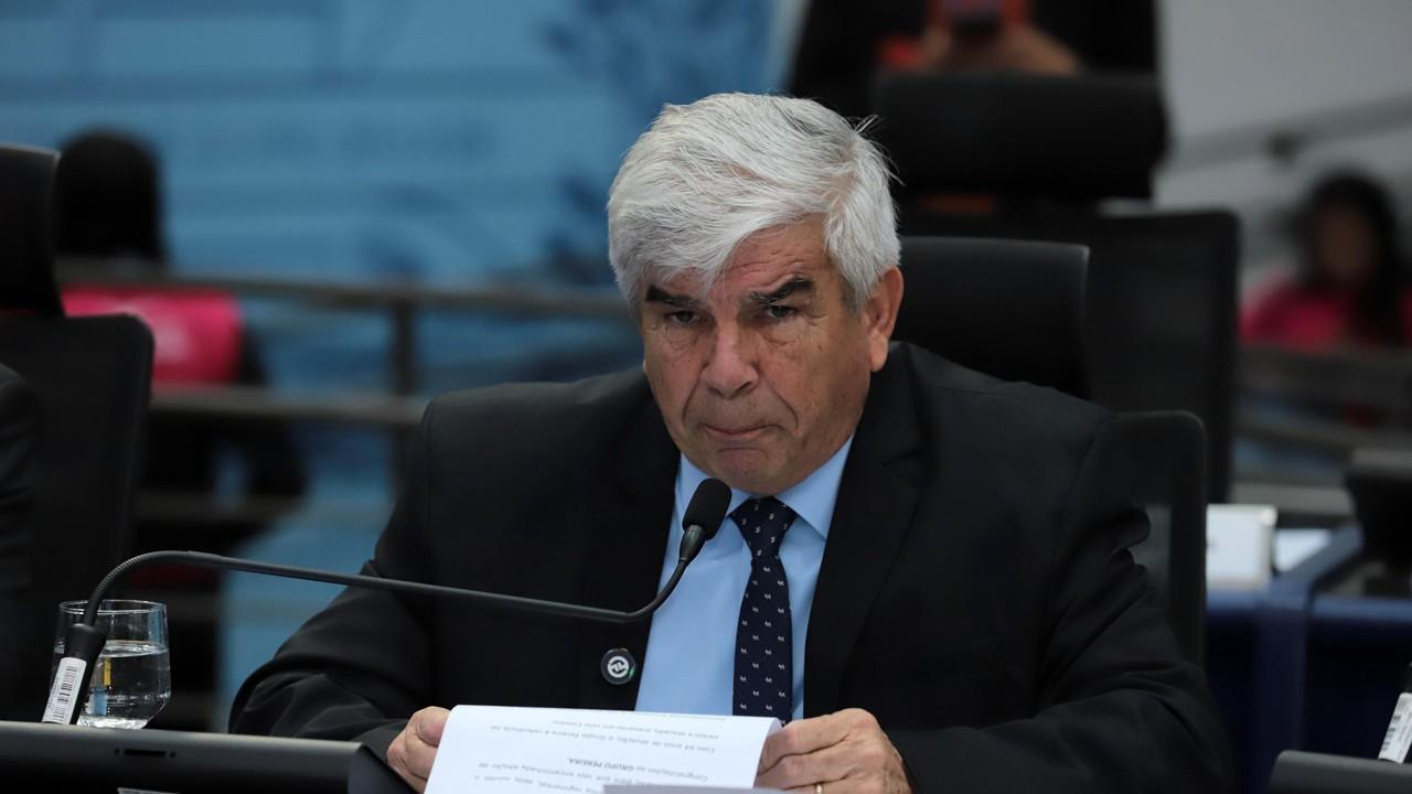 O União Brasil não deverá promover substituição na candidatura do médico-veterinário Francisco, cuja retirada da disputa ocorreu por razões de saúde.