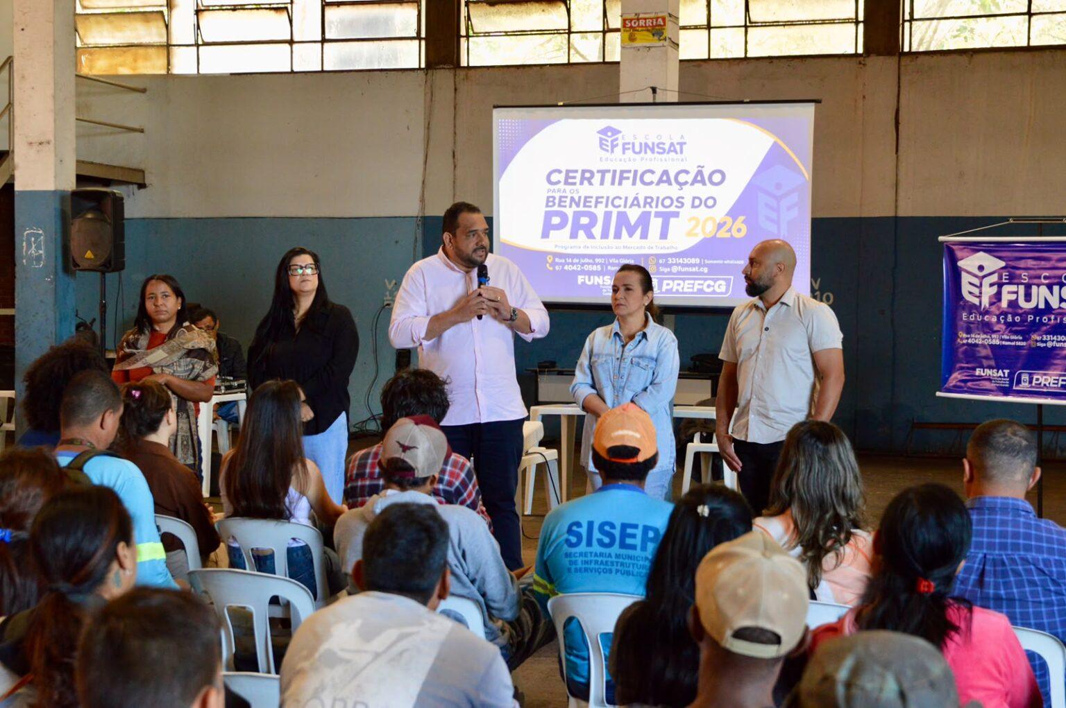 Prefeita Adriane Lopes anuncia aumento no salário de Primts ligados a Sisep.