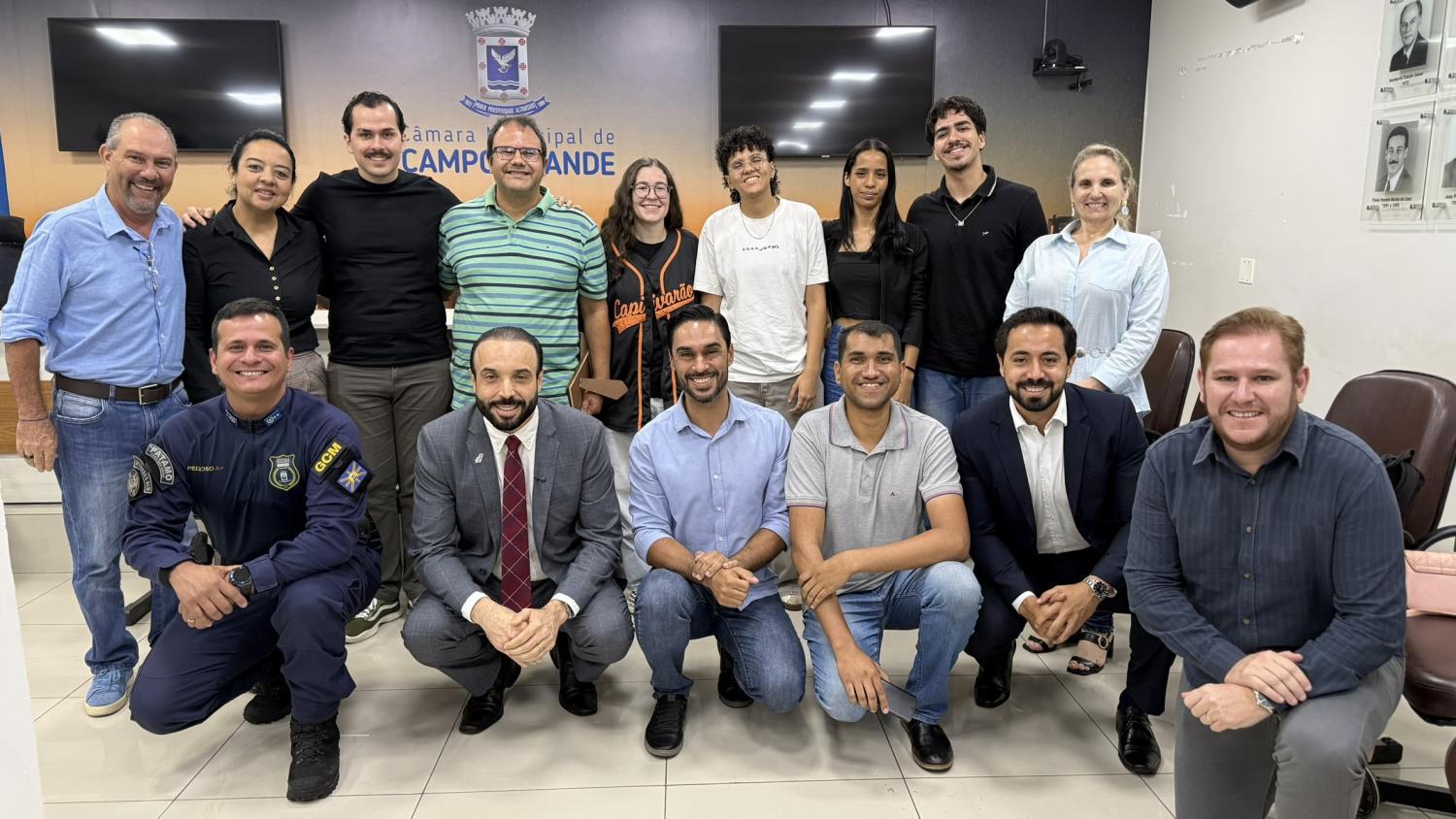 Professor Juari debate demandas e ações para fortalecer o esporte universitário.
