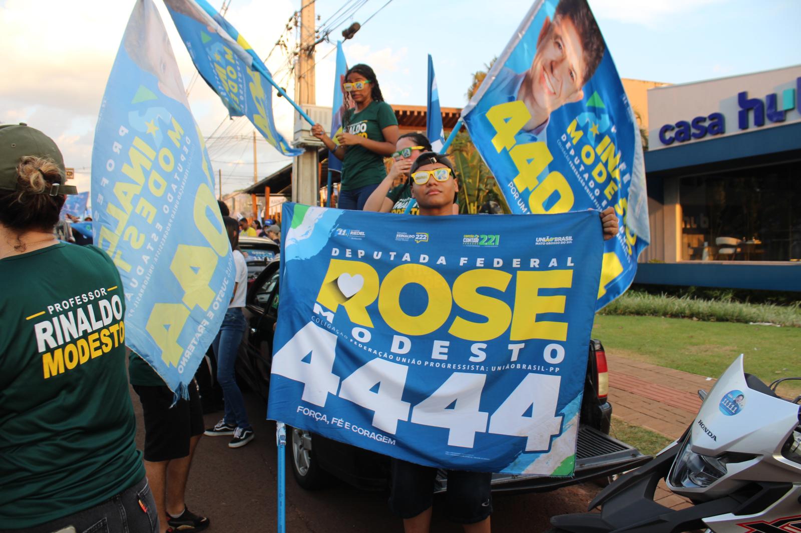 Rose Modesto intensifica agenda no interior e reforça compromisso com os municípios na reta final da campanha. Rose Modesto intensifica agenda no interior e reforça compromisso com os municípios na reta final da campanha.