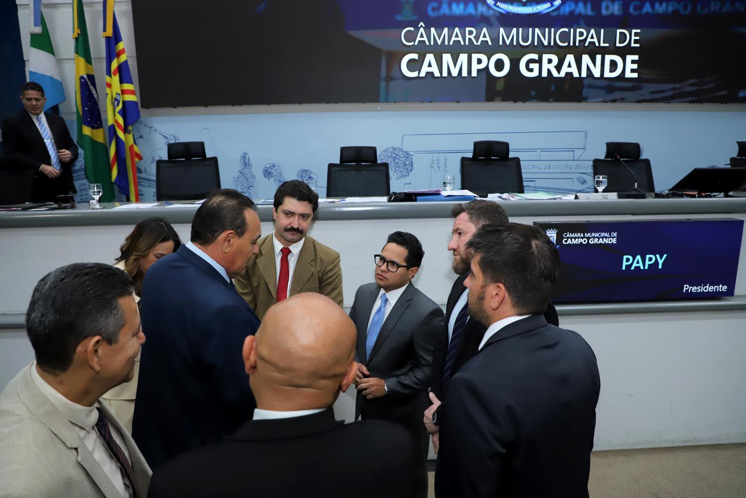 Aprovado projeto para garantir medicamentos no SUS em caso de desabastecimento.