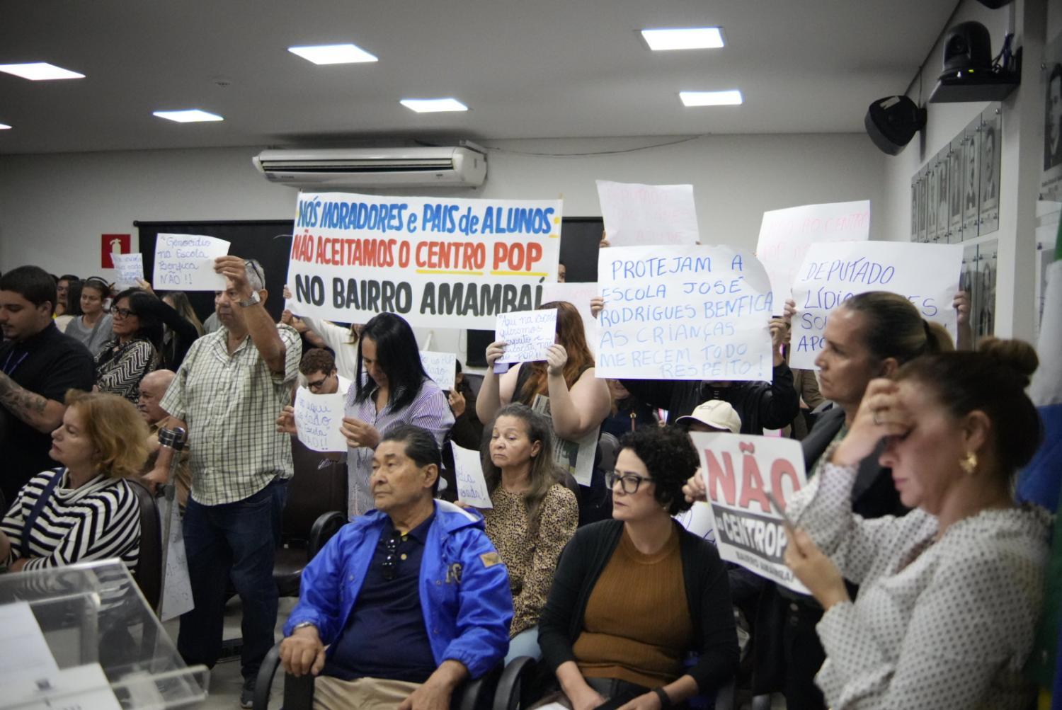 Centro POP ao lado de escola segue no centro da discussão após decisão da Justiça.