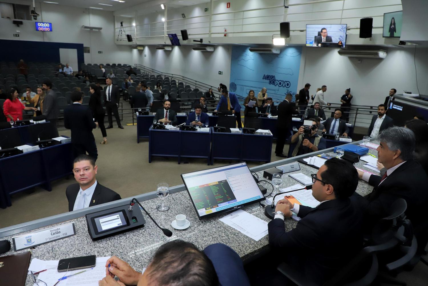 Duas propostas estão pautadas para votação pelos vereadores na sessão de quinta-feira.