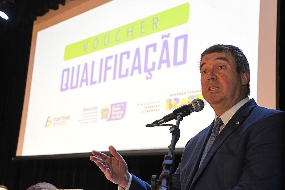 “Eduardo Riedel destaca que capacitação abre novas oportunidades para mulheres em MS.”