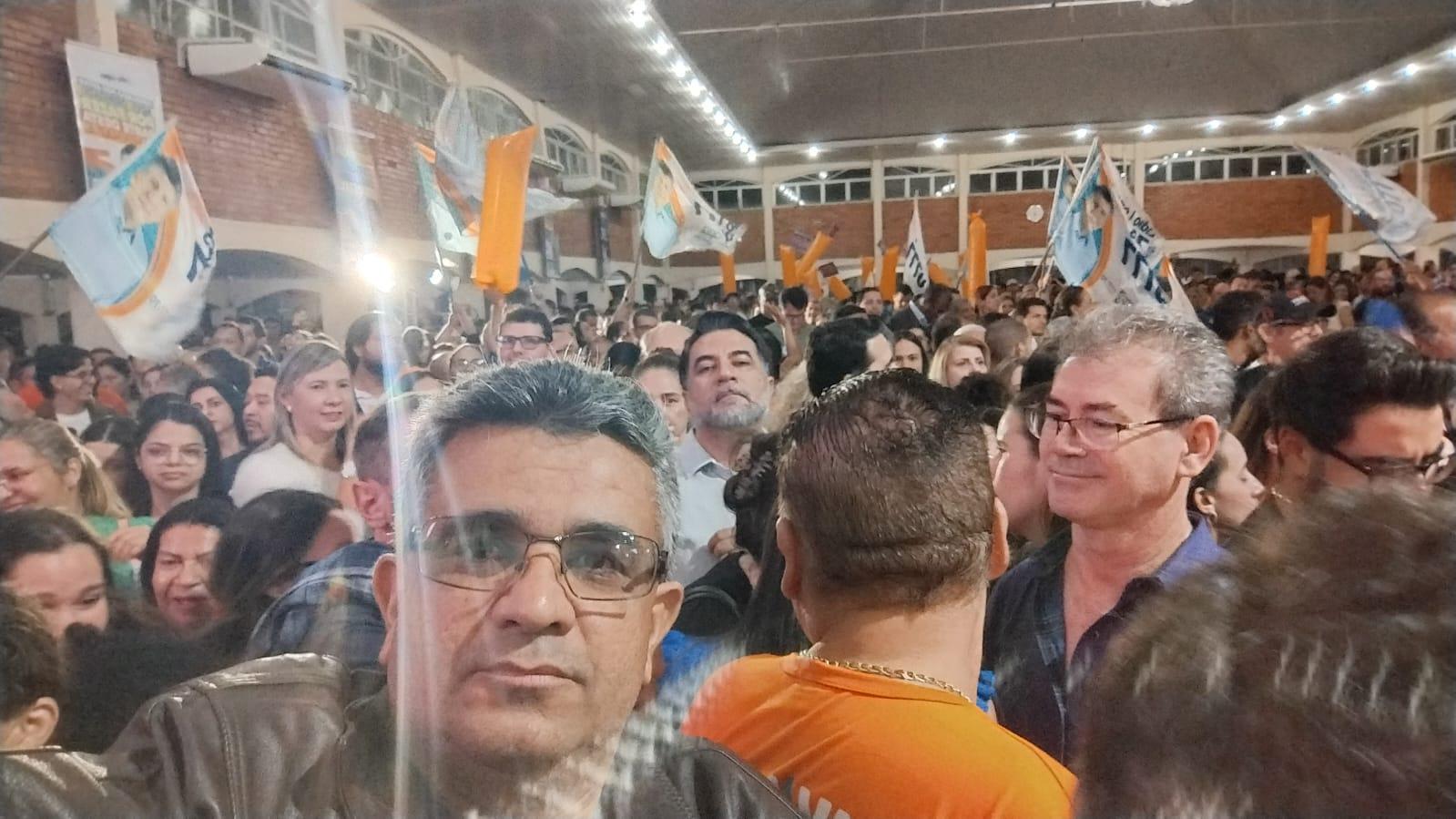 Lidio Lopes encerra campanha com grande reunião da vitória e agradece apoio da população, amigos e colaboradores na Nipo Brasileira. Lidio Lopes encerra campanha com grande reunião da vitória e agradece apoio da população, amigos e colaboradores na Nipo Brasileira.