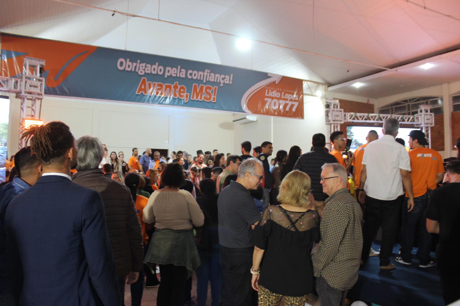 Lidio Lopes encerra campanha com grande reunião da vitória e agradece apoio da população, amigos e colaboradores na Nipo Brasileira. Lidio Lopes encerra campanha com grande reunião da vitória e agradece apoio da população, amigos e colaboradores na Nipo Brasileira.