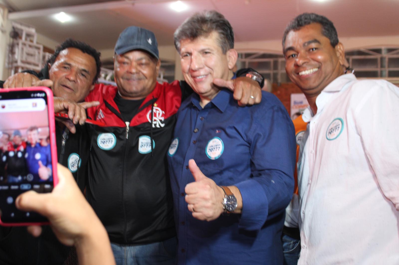 Lidio Lopes encerra campanha com grande reunião da vitória e agradece apoio da população, amigos e colaboradores na Nipo Brasileira. Lidio Lopes encerra campanha com grande reunião da vitória e agradece apoio da população, amigos e colaboradores na Nipo Brasileira.