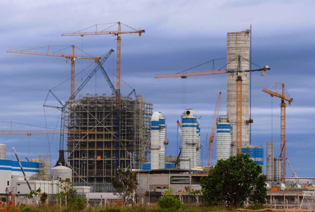 Com R$ 608 milhões em estradas, região de Inocência ganha desenvolvimento e abre novas oportunidades à população. Com R$ 608 milhões em estradas, região de Inocência ganha desenvolvimento e abre novas oportunidades à população.