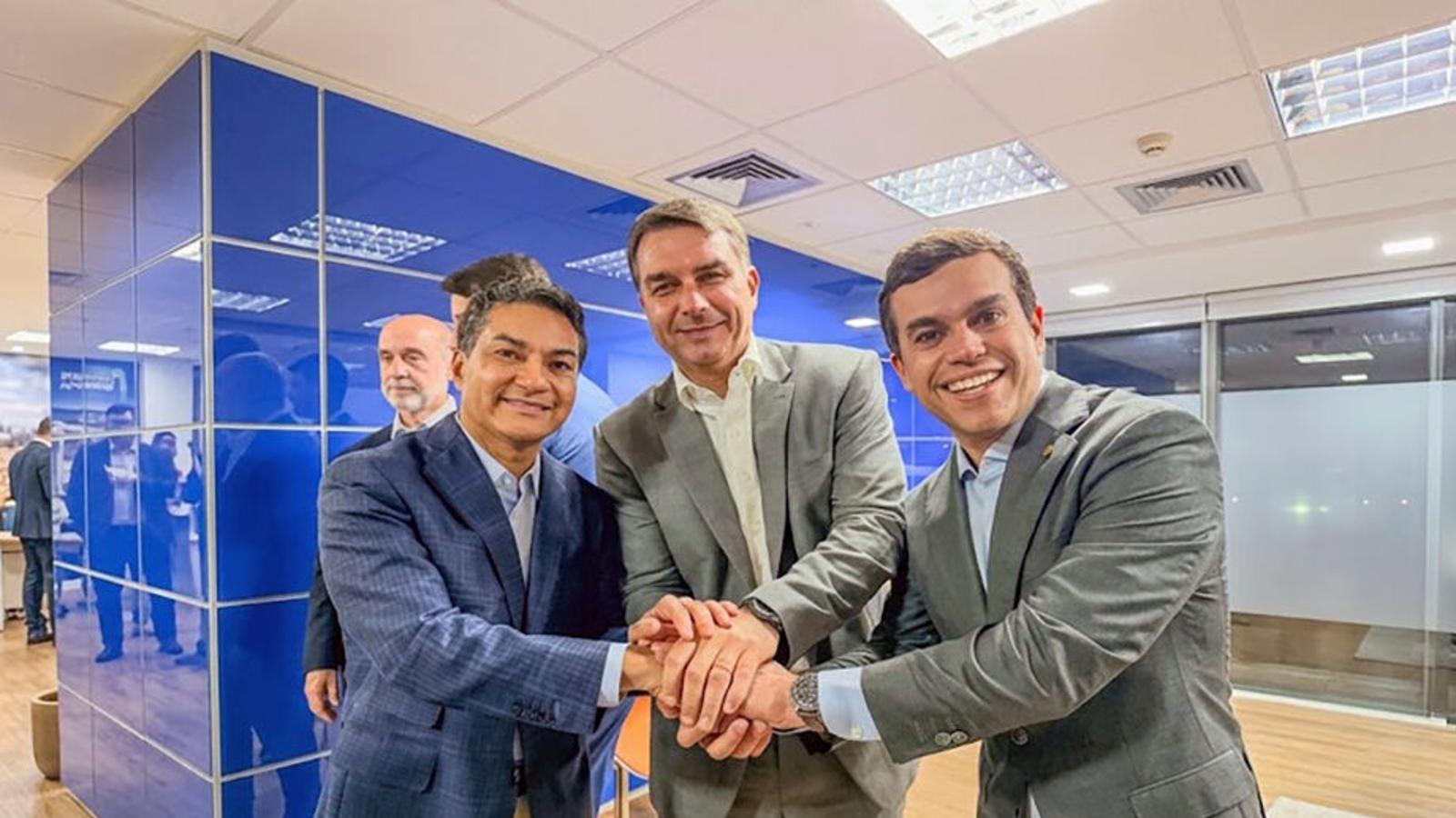 Beto Pereira confirma apoio a Flávio Bolsonaro e mobiliza eleitores para o 2º turno.