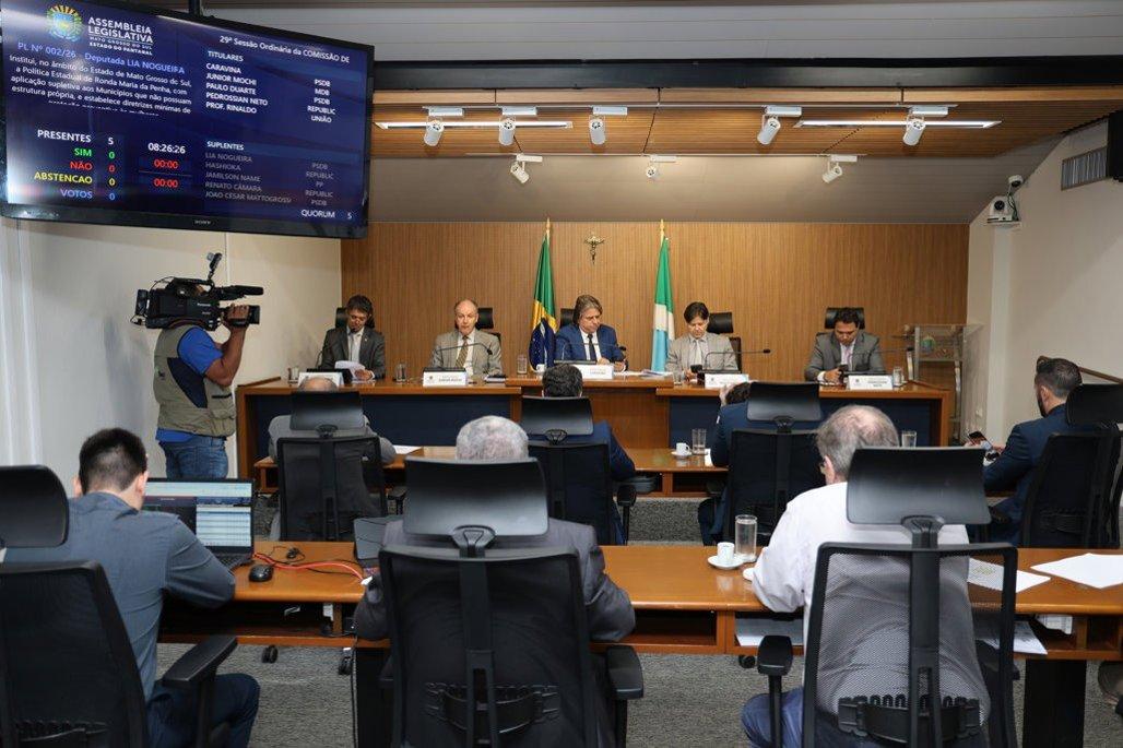 CCJR aprova plano do Fundersul e projeto que amplia transparência em pedágios.