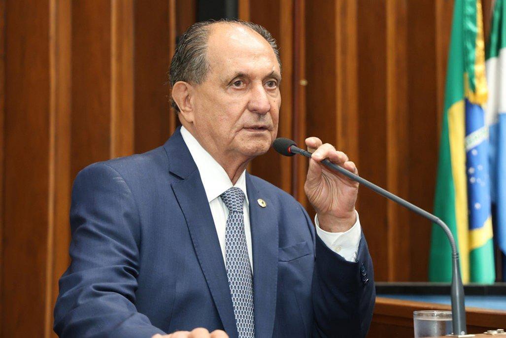 Deputado Zé Teixeira agradece votação e defende reflexão sobre cenário político.