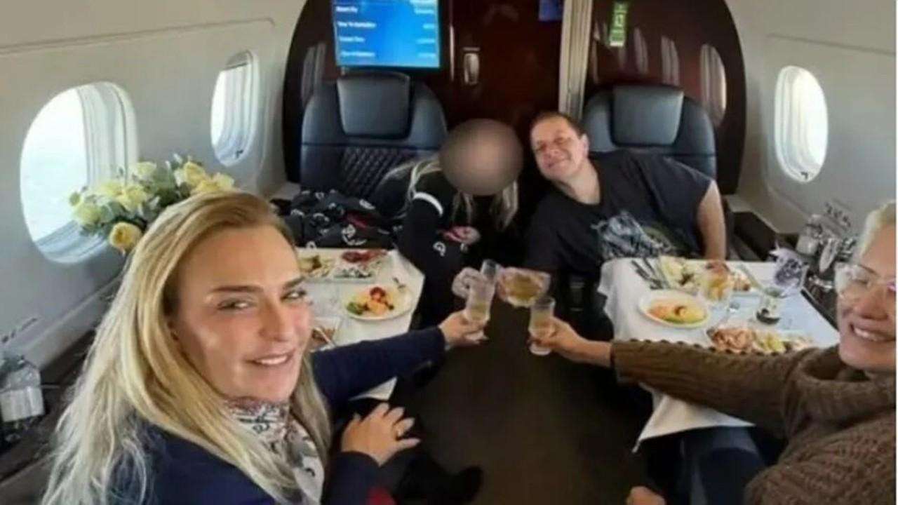 Lulinha surge ao lado de Roberta Luchsinger em jatinho avaliado em US$ 20 milhões.