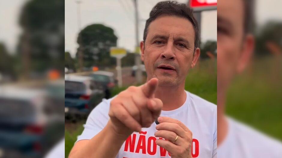 Salineiro reúne caravana de apoiadores para cavalgada em apoio a Flávio Bolsonaro.
